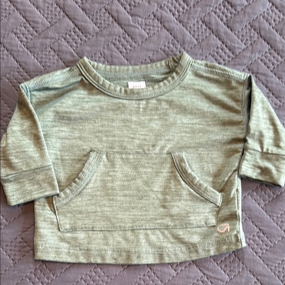 Bundle of Baby Gap Baby Fleece Lined Long Sleeve Tops - Picture 7 of 10